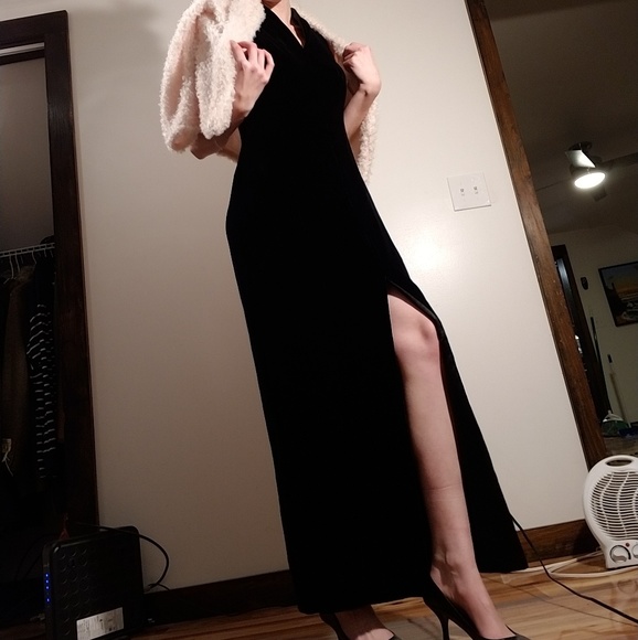 Vintage Black Evening Gown - Picture 3 of 8